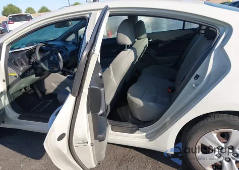 2015 Kia Forte Lx from USA, damaged, VIN KNAFK4A64F5307582